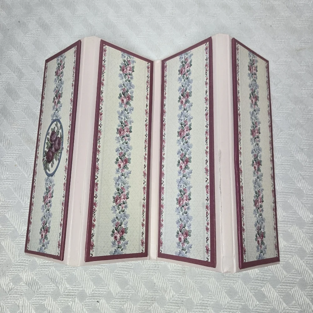 Accordian Photo Frame - Folds Up